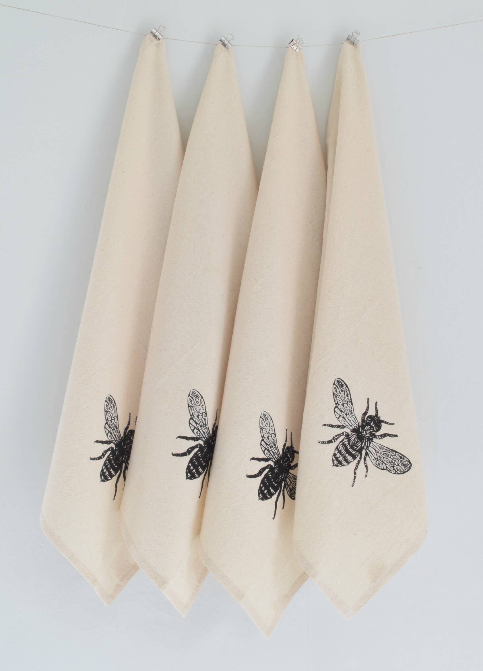 Organic Honeybee Cloth Napkins in Black (Set of 4 )