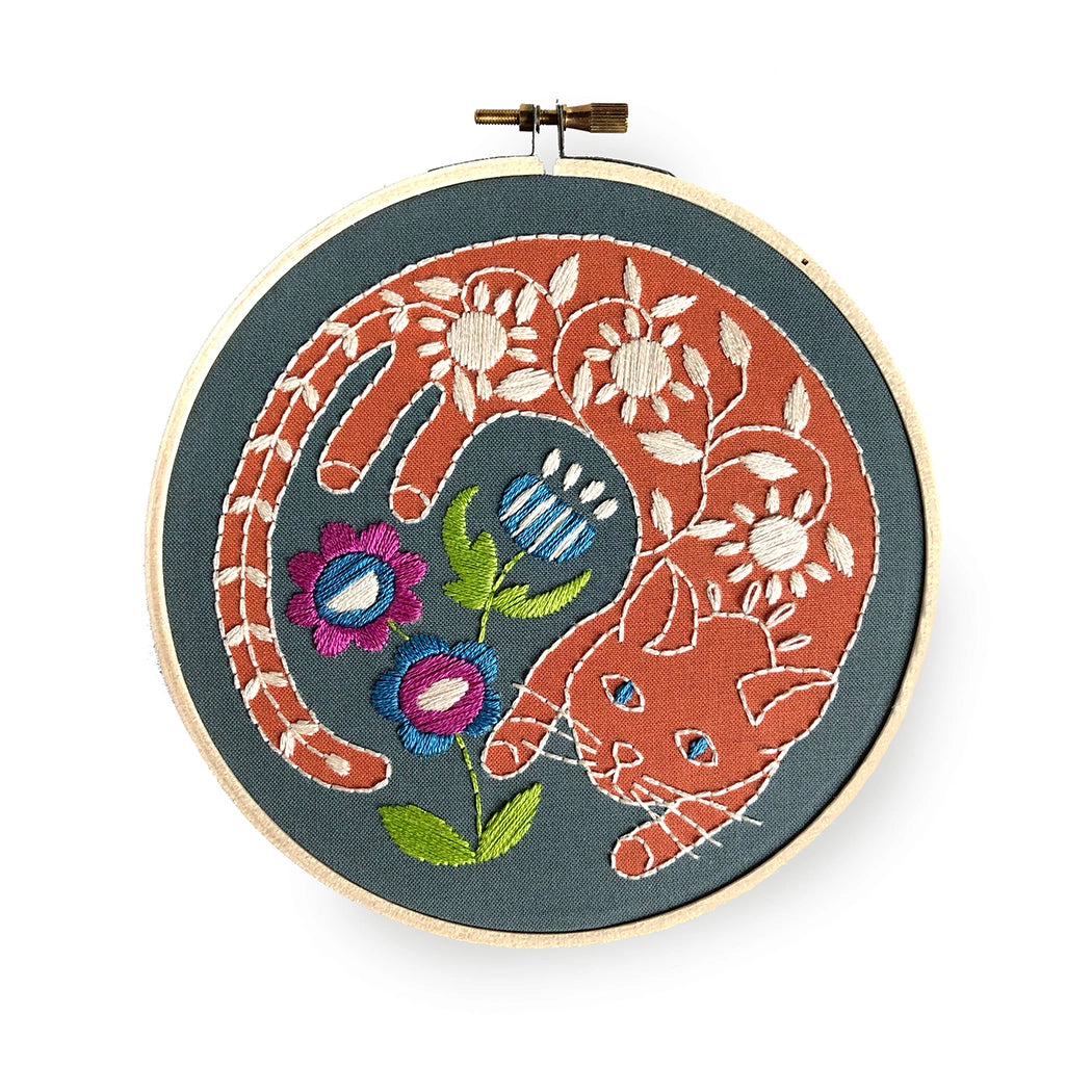 Rikrack Embroidery Kit