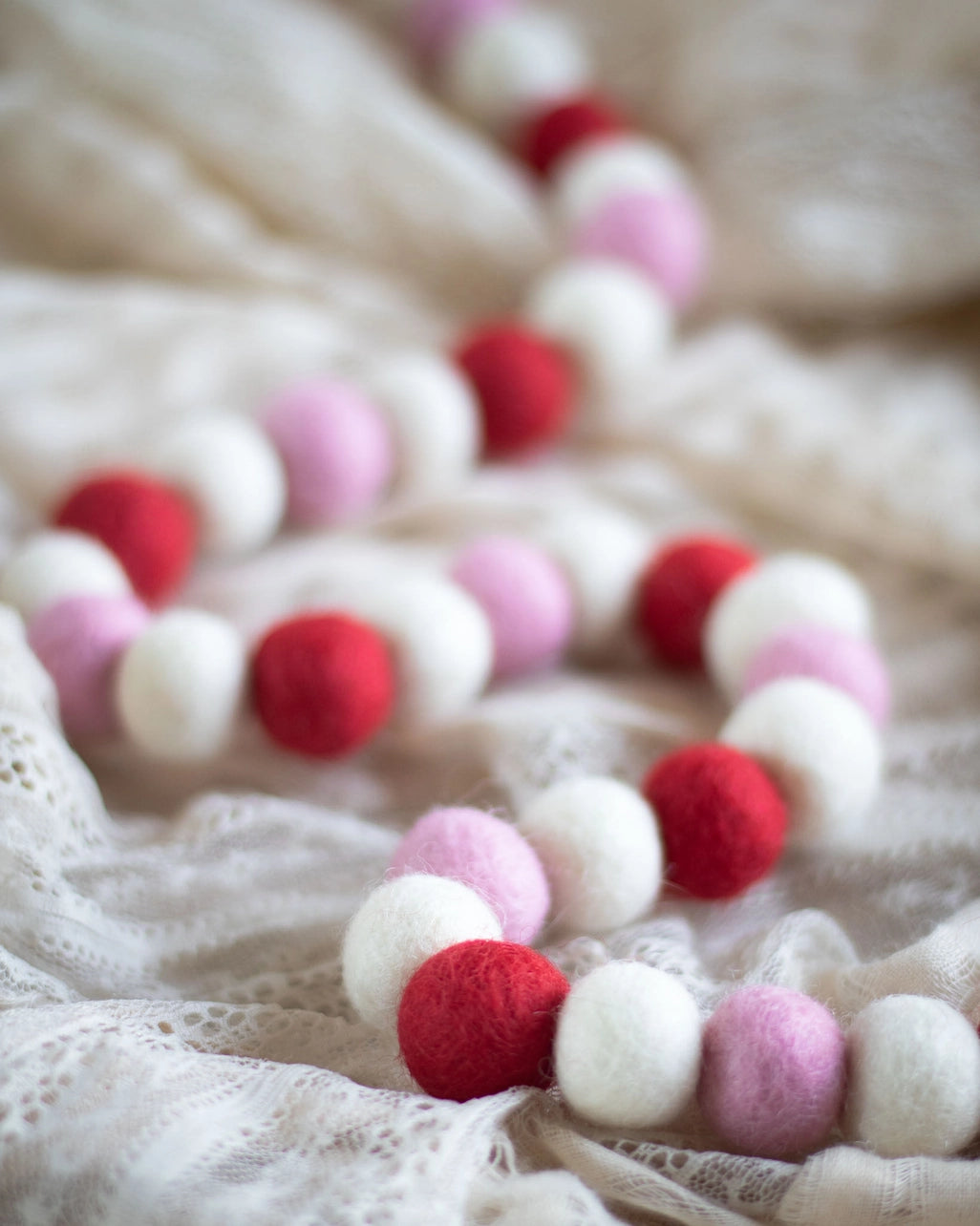 Valentines Red, White and Pink Garland