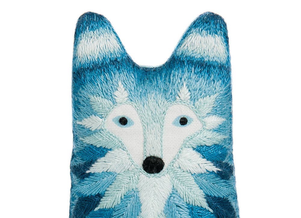 Wolf - Embroidery Kit